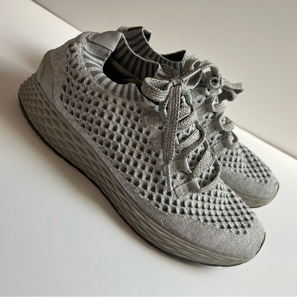 COOL GREY KNIT RUNNER (WOMEN'S) - 10.5 / COOL GREY